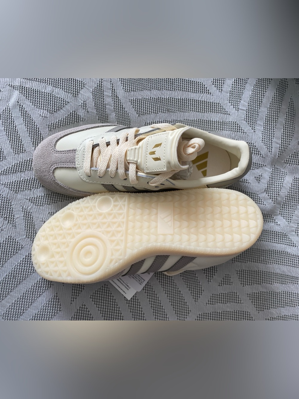 Adidas men’s Samba Messi Cream and Beige Lace-Up Sneakers - Picture 4 of 7